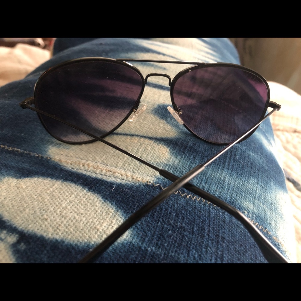 Diff Sunglasses Aviator Style - image 3